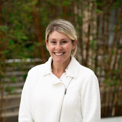 Photo of Zoe Stathopoulos