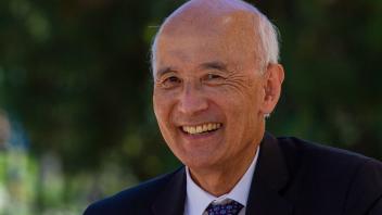 Vice Chancellor Roger Wakimoto at Public Research Awards 2022